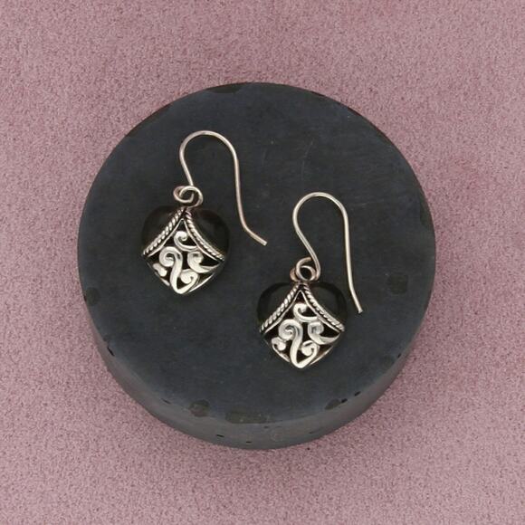 sterling silver onyx scroll heart dangle earrings - Picture 1 of 3
